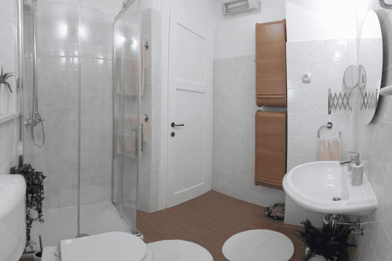 Beach Apartment Butterfly With Sea View 스플리트 외부 사진